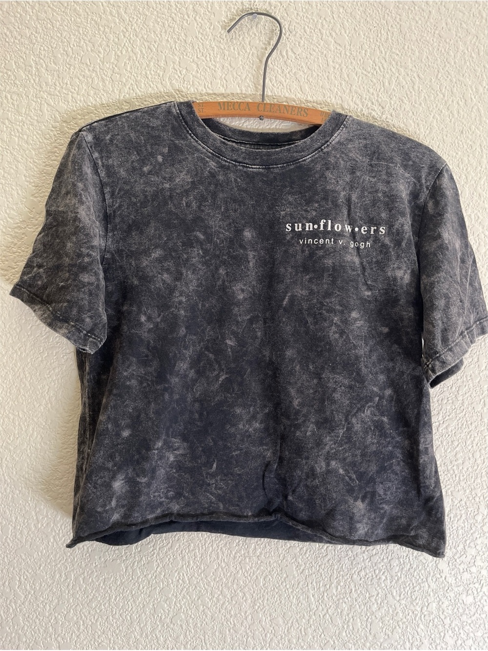 Fifth Sun Vincent Van Gogh Sunflowers Cropped Tee Women’s Size Small